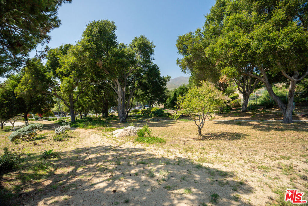 17352 W Sunset Boulevard 606 Property Photo 57