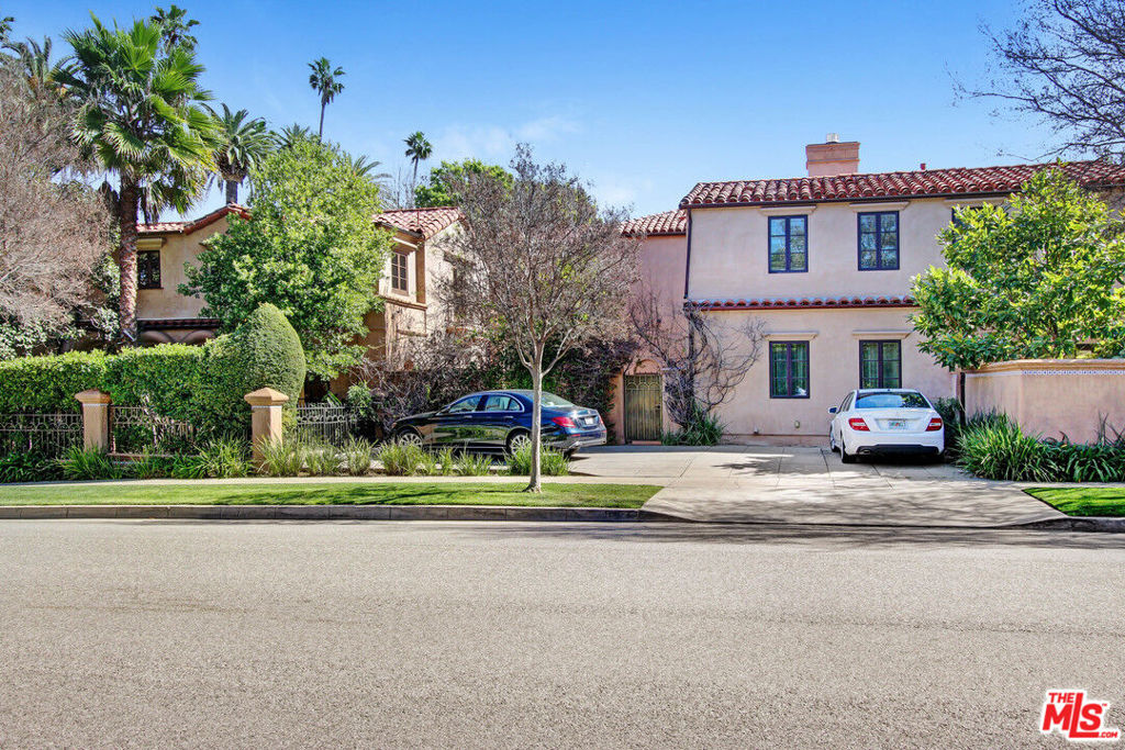 725 N Foothill Road Property Photo 41