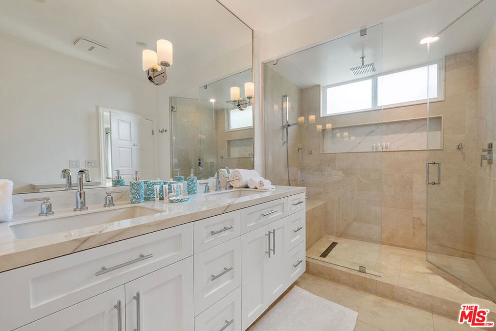7834 Electra Drive Property Photo 32