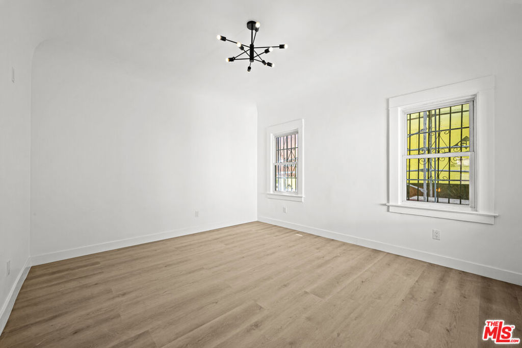 1246 N Formosa Avenue Property Photo 12