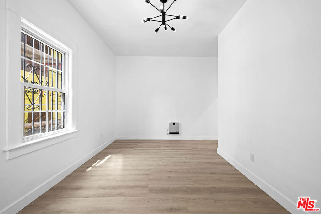 1246 N Formosa Avenue Property Photo 17