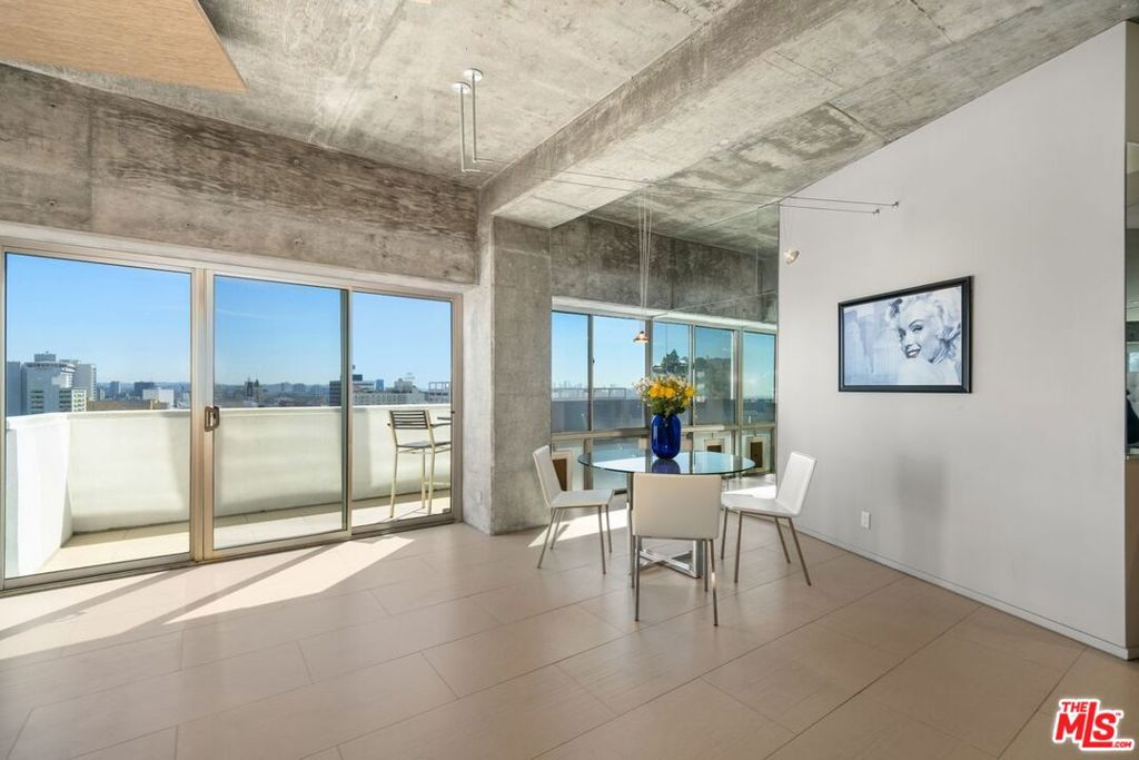 7135 Hollywood Boulevard 1210 Property Photo 10
