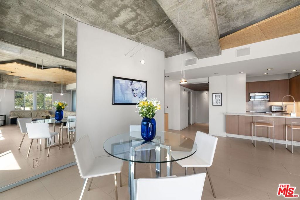 7135 Hollywood Boulevard 1210 Property Photo 11