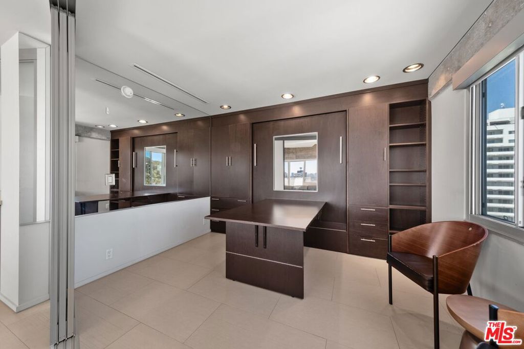 7135 Hollywood Boulevard 1210 Property Photo 31