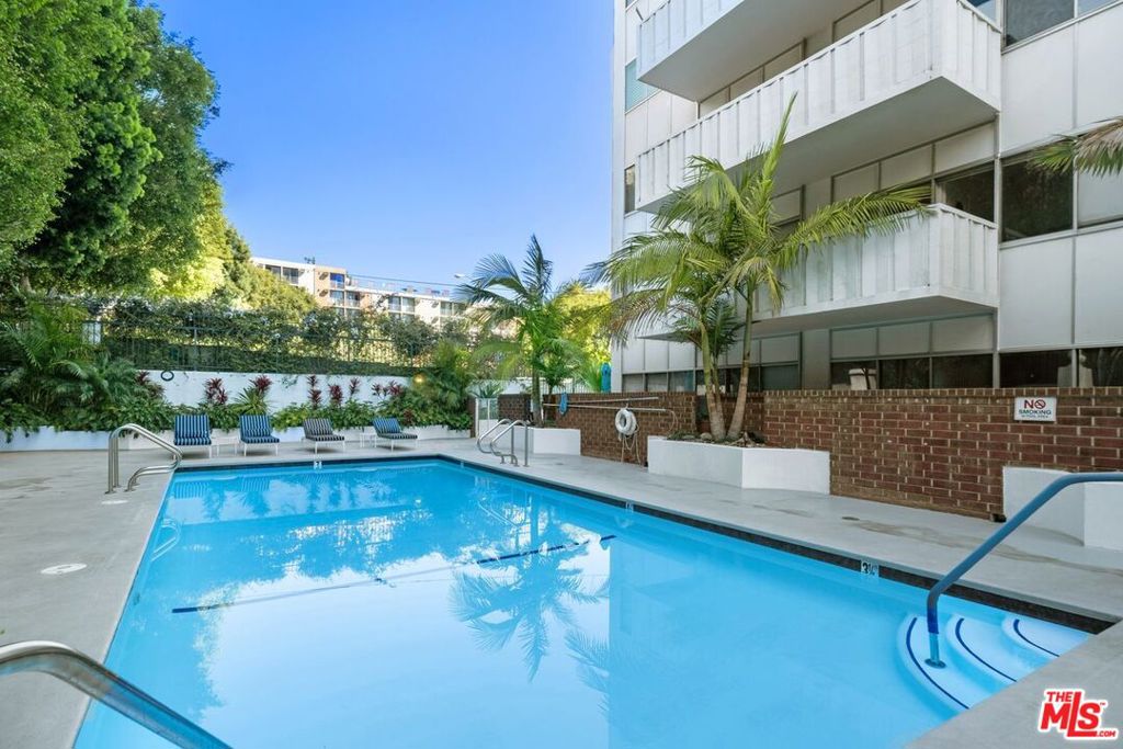 7135 Hollywood Boulevard 1210 Property Photo 44