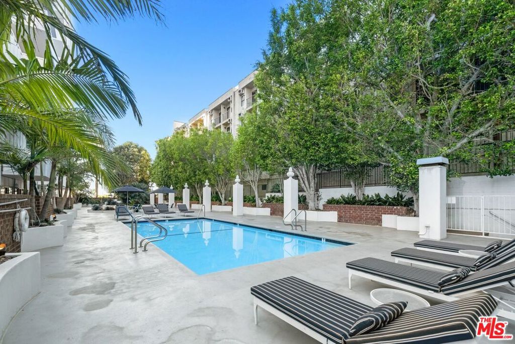 7135 Hollywood Boulevard 1210 Property Photo 46