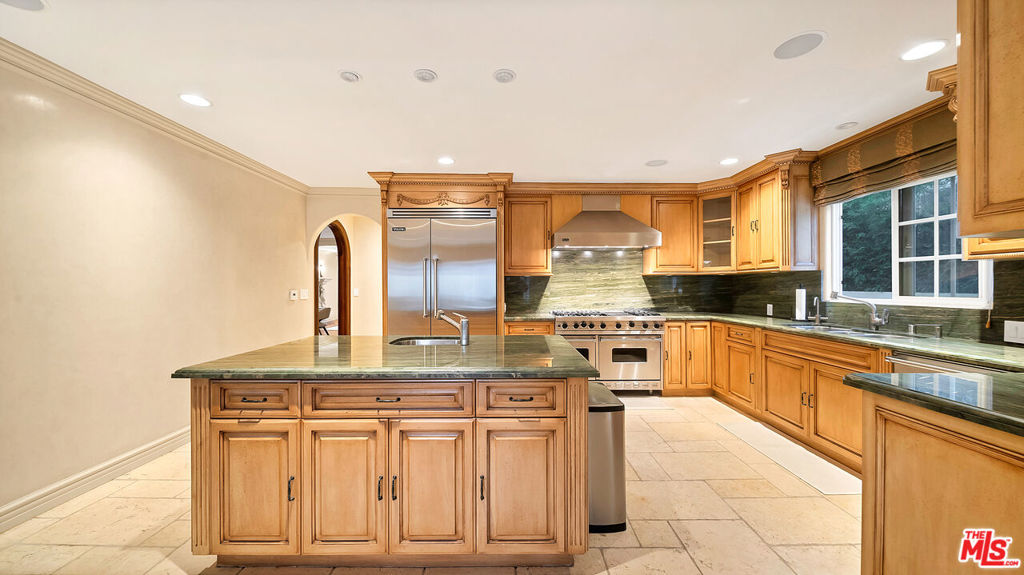 6138 Maryland Drive Property Photo 14