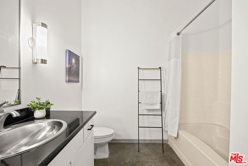 420 S San Pedro Street 628 Property Photo 21