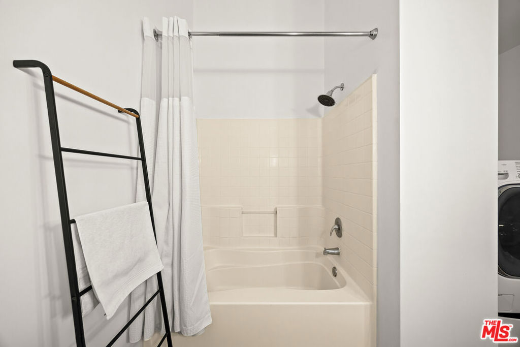 420 S San Pedro Street 628 Property Photo 22