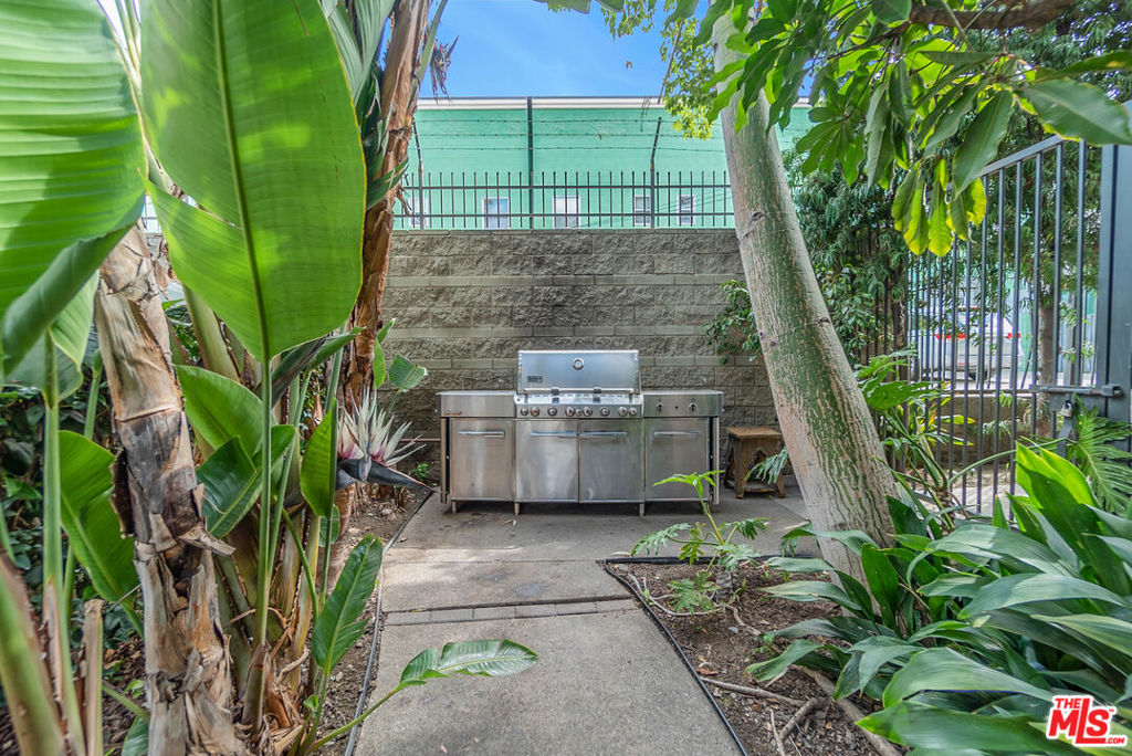 420 S San Pedro Street 628 Property Photo 30