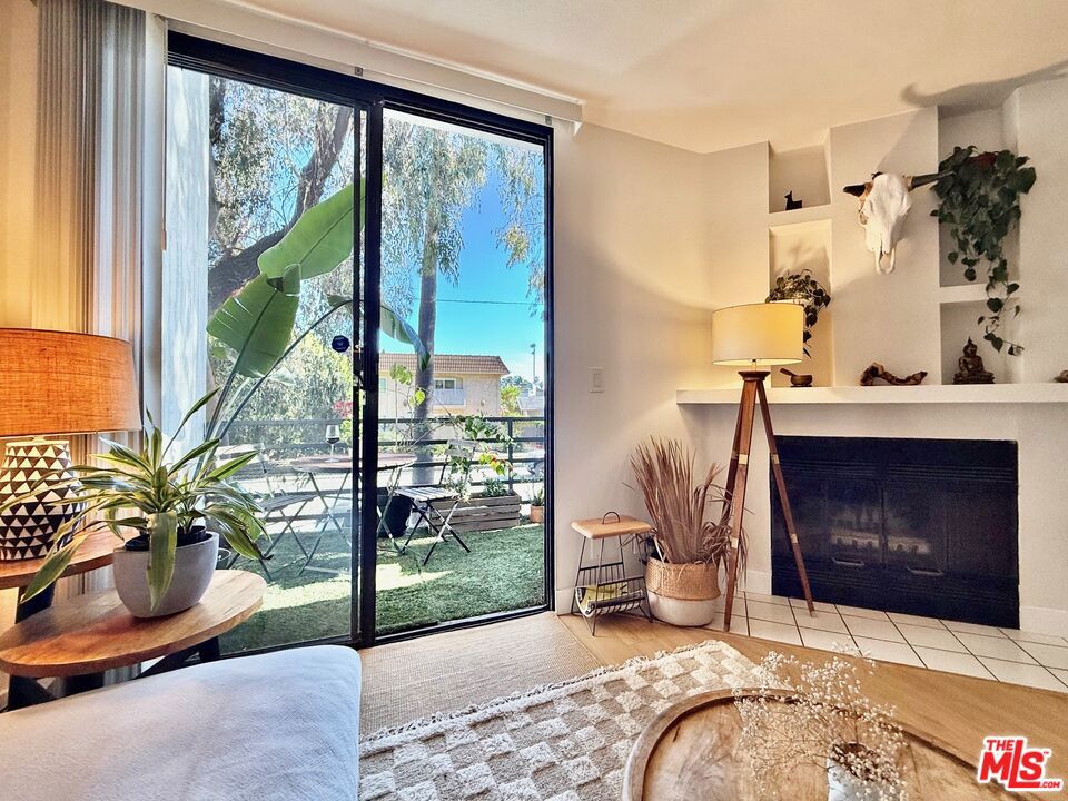 2500 Abbot Kinney Boulevard 6 Property Photo 5