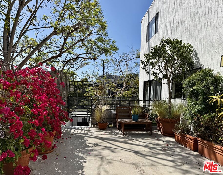 2500 Abbot Kinney Boulevard 6 Property Photo 48