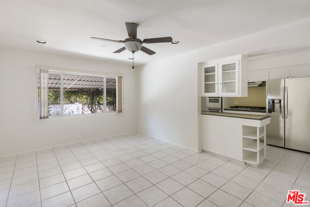15508 Royal Ridge Road Property Photo 8