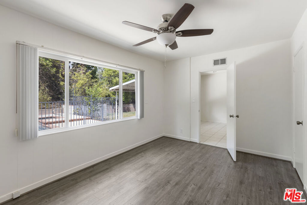 15508 Royal Ridge Road Property Photo 21