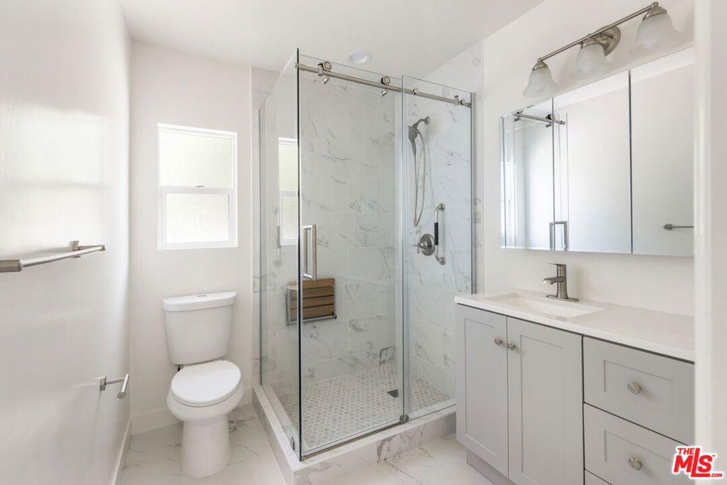 15508 Royal Ridge Road Property Photo 26