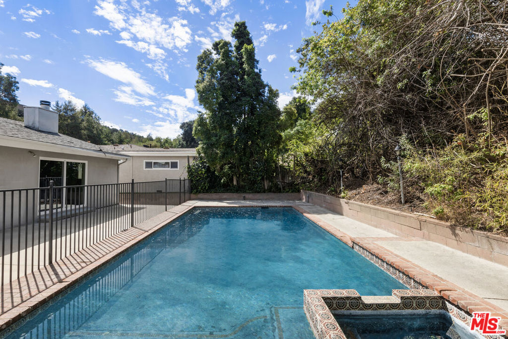 15508 Royal Ridge Road Property Photo 38