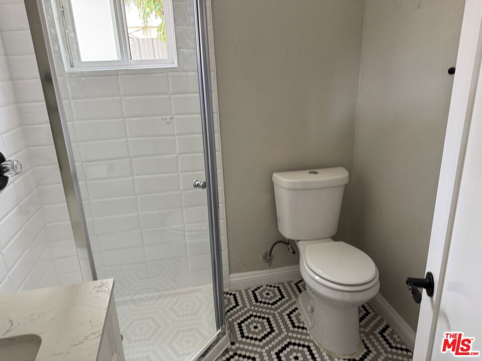 1703 S Burlington Avenue Property Photo 10