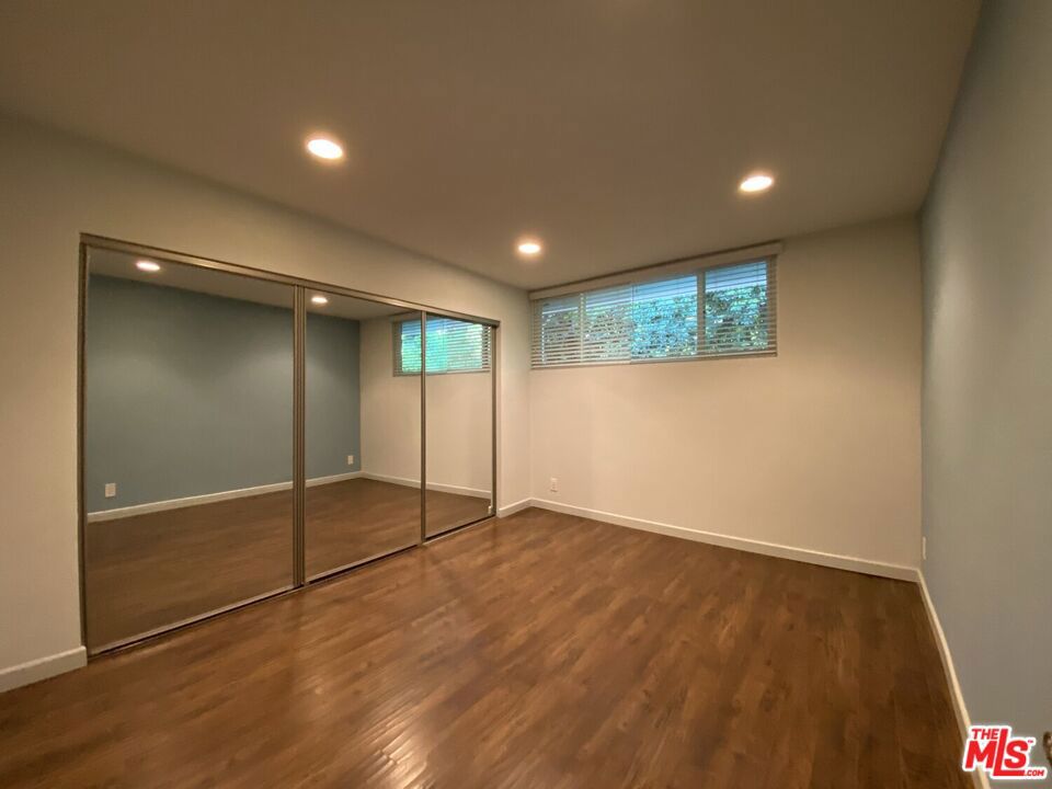 1920 Hillcrest Road 12 Property Photo 19
