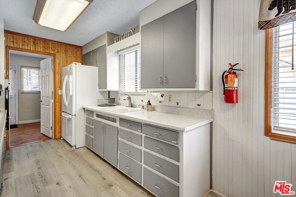 404 Oriole Drive Property Photo 21