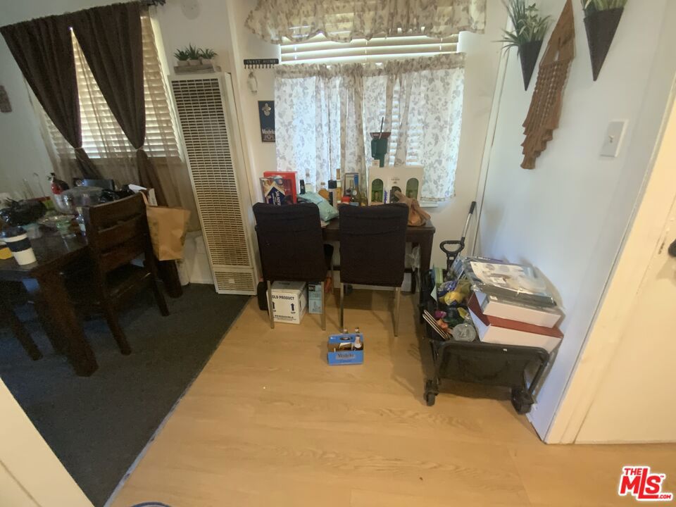 826 E 65th Street Property Photo 11