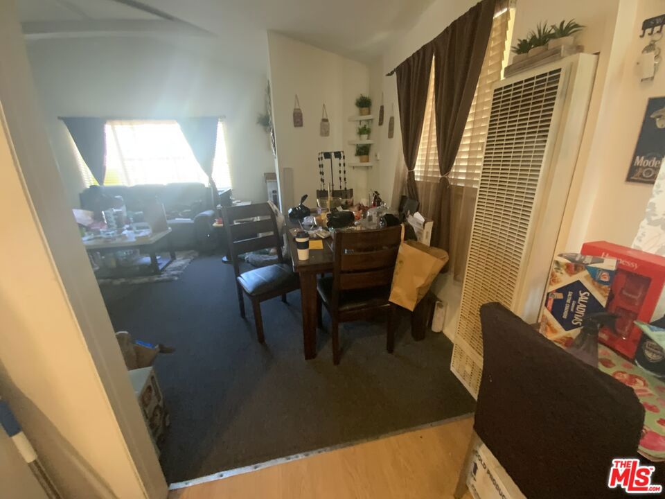 826 E 65th Street Property Photo 12