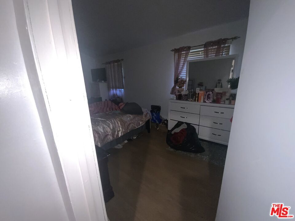 826 E 65th Street Property Photo 17