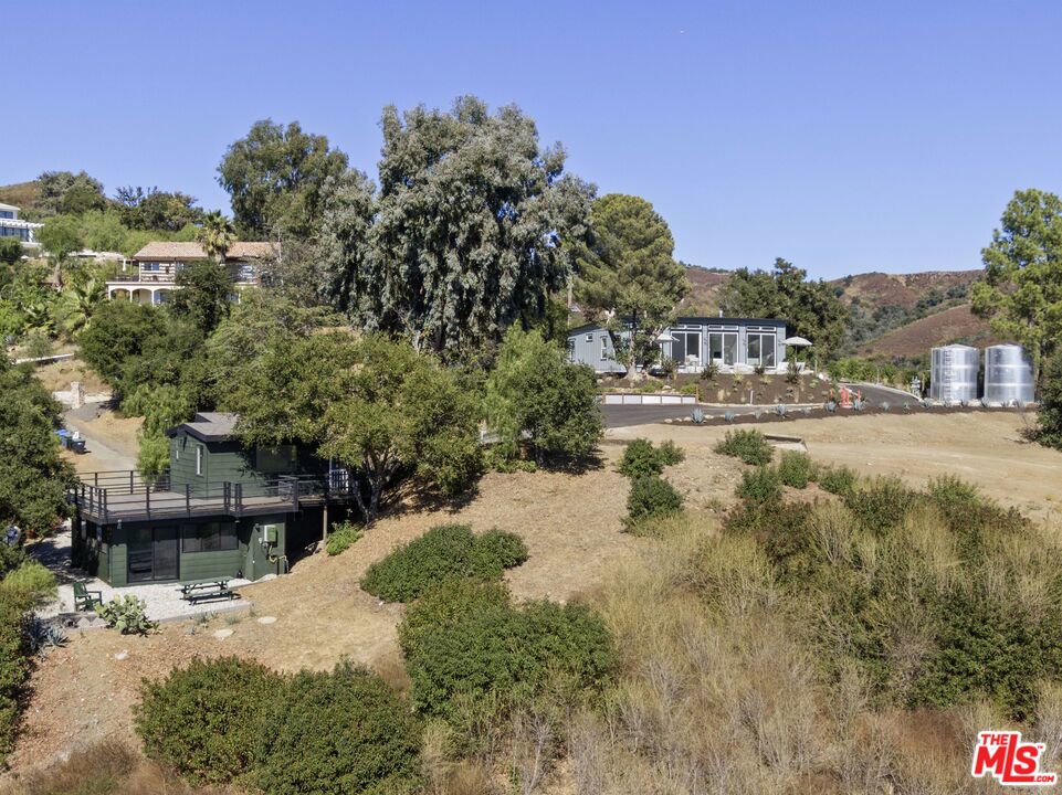3065 S S Foose Road Property Photo 23