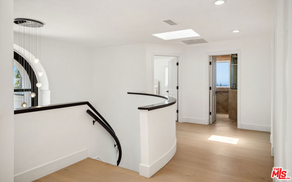 29675 Harvester Road Property Photo 14