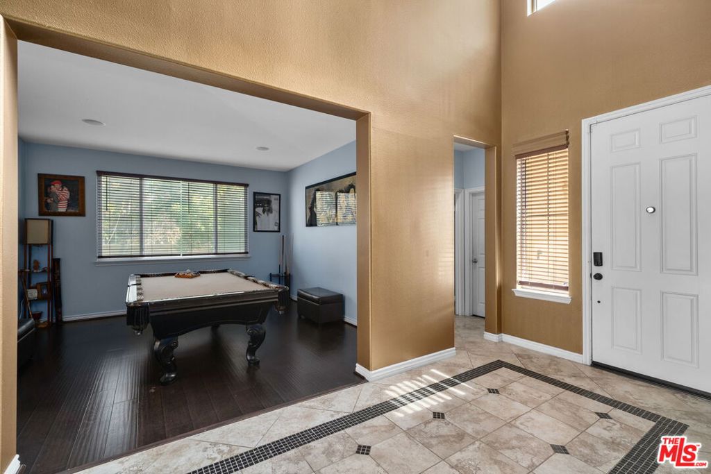 18080 Tanzanite Road Property Photo 6