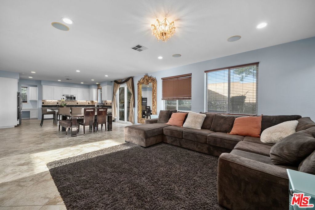 18080 Tanzanite Road Property Photo 12