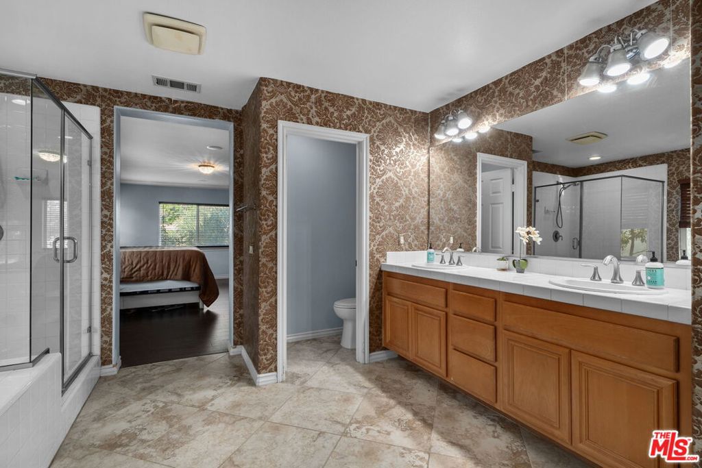 18080 Tanzanite Road Property Photo 29