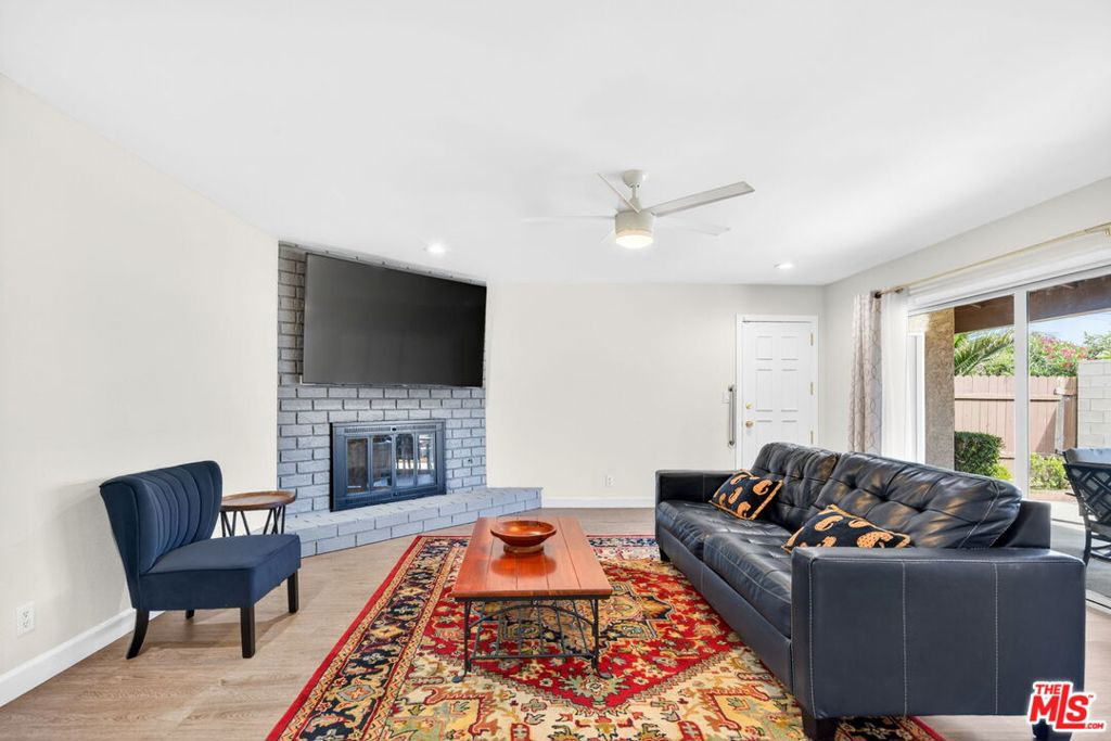 10829 Firmona Avenue Property Photo 17