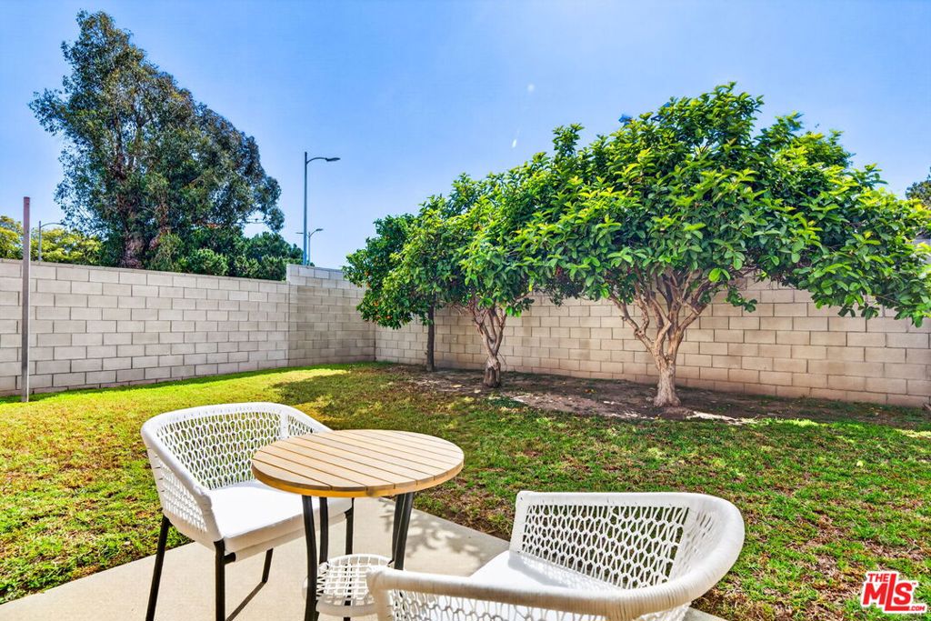 10829 Firmona Avenue Property Photo 44