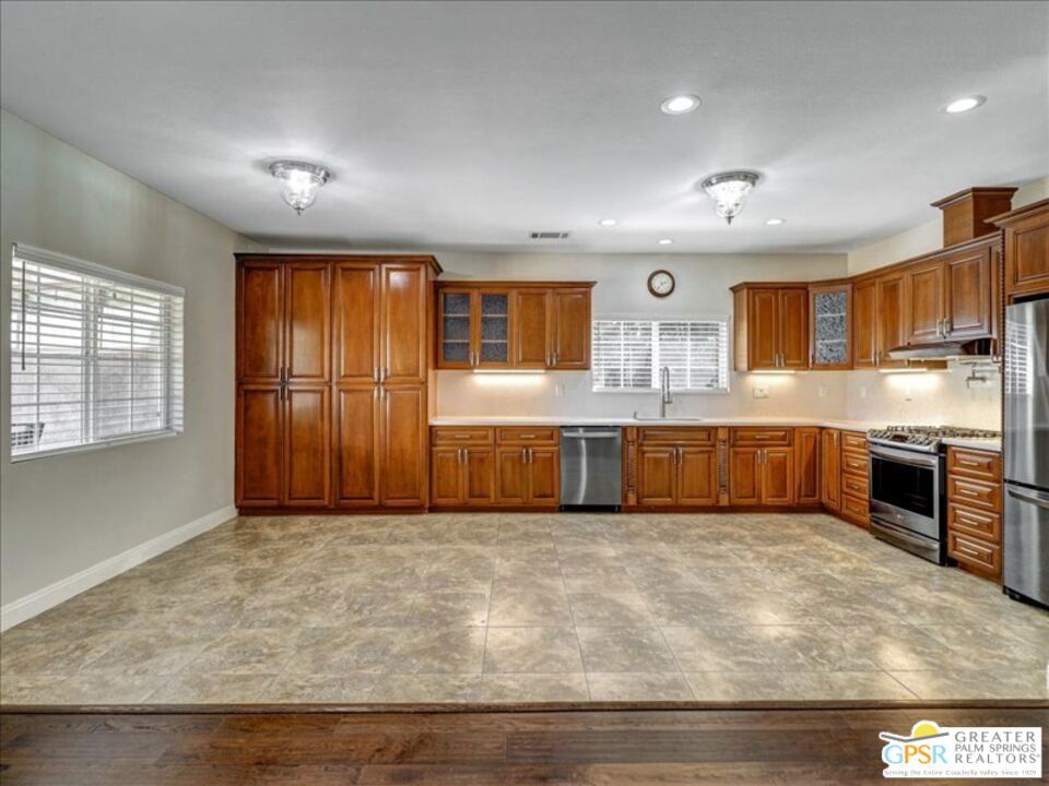 6333 Timothy Avenue Property Photo 8