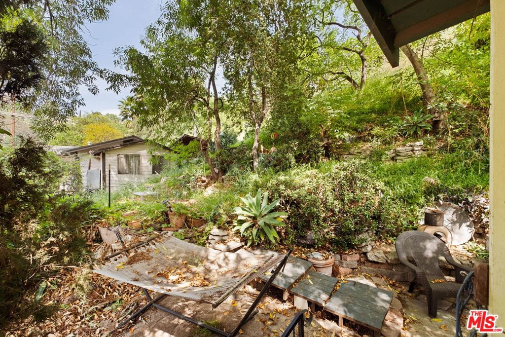 416 Museum Drive Property Photo 17