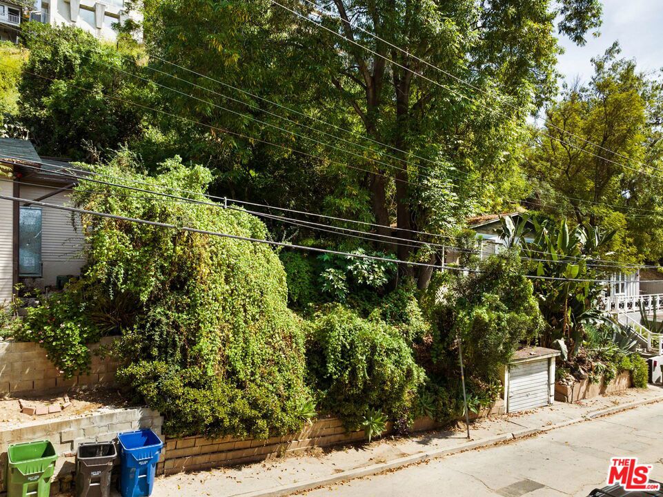 416 Museum Drive Property Photo 25