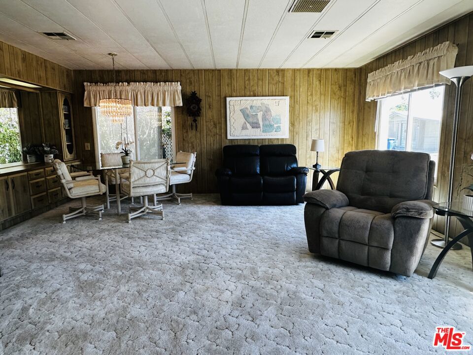 8 Calle Abajo Property Photo 4