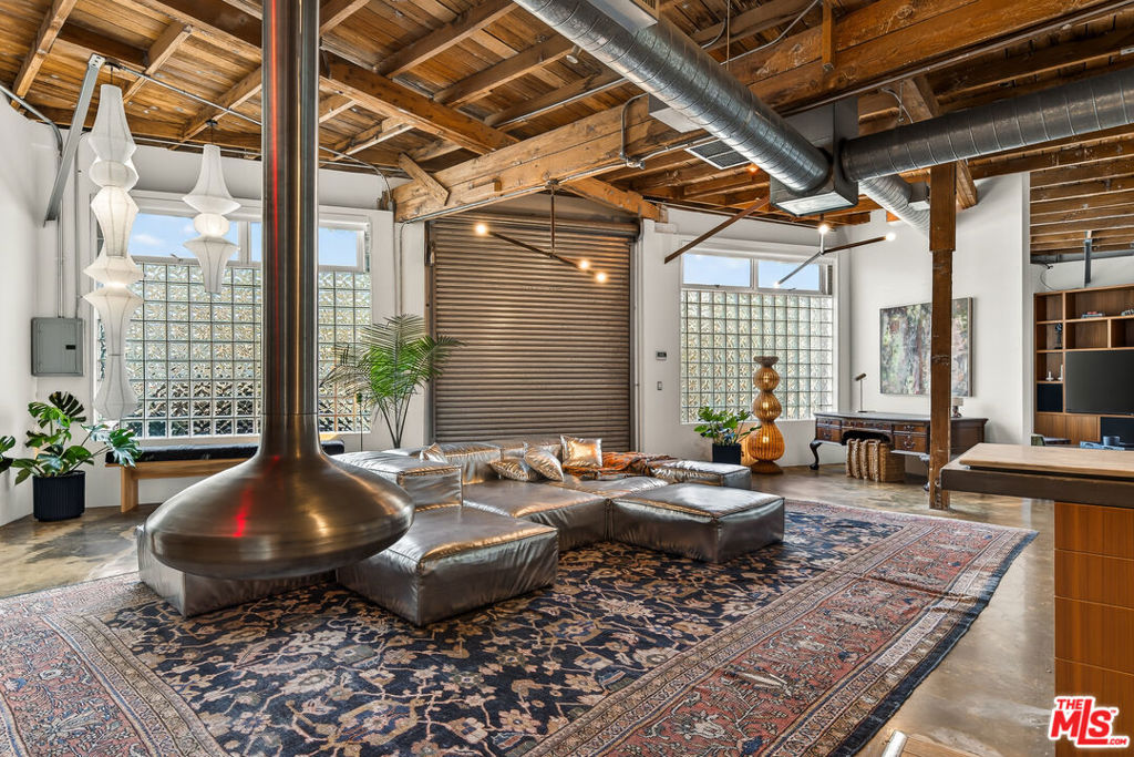 122 Mildred Avenue Property Photo 1