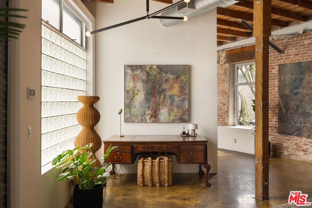 122 Mildred Avenue Property Photo 12