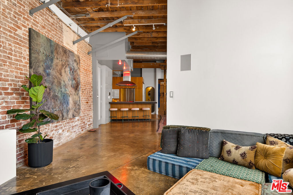 122 Mildred Avenue Property Photo 16