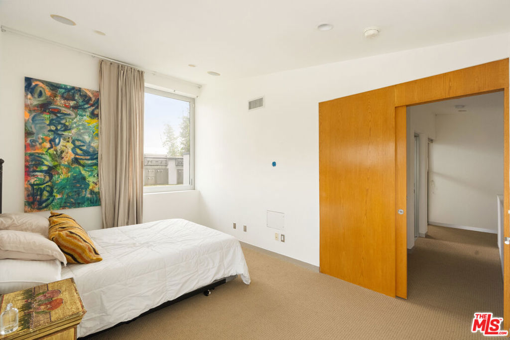 122 Mildred Avenue Property Photo 34