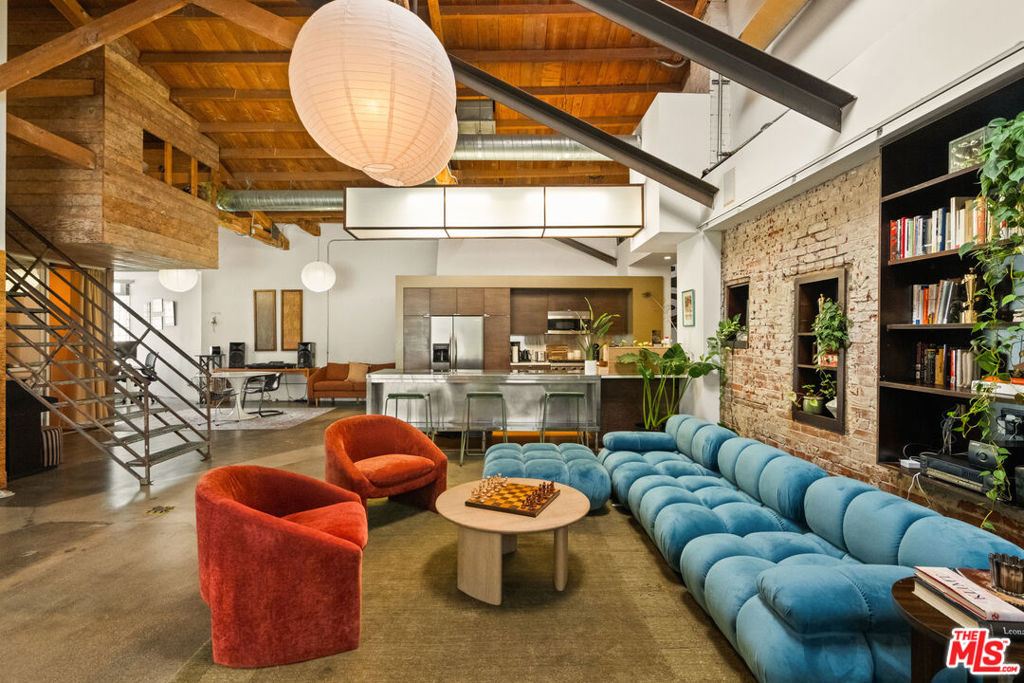 120 Mildred Avenue Property Photo