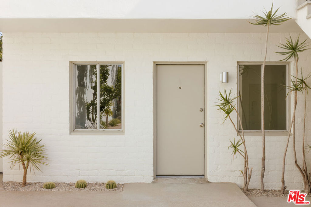 2218 Pico Boulevard Property Photo 11