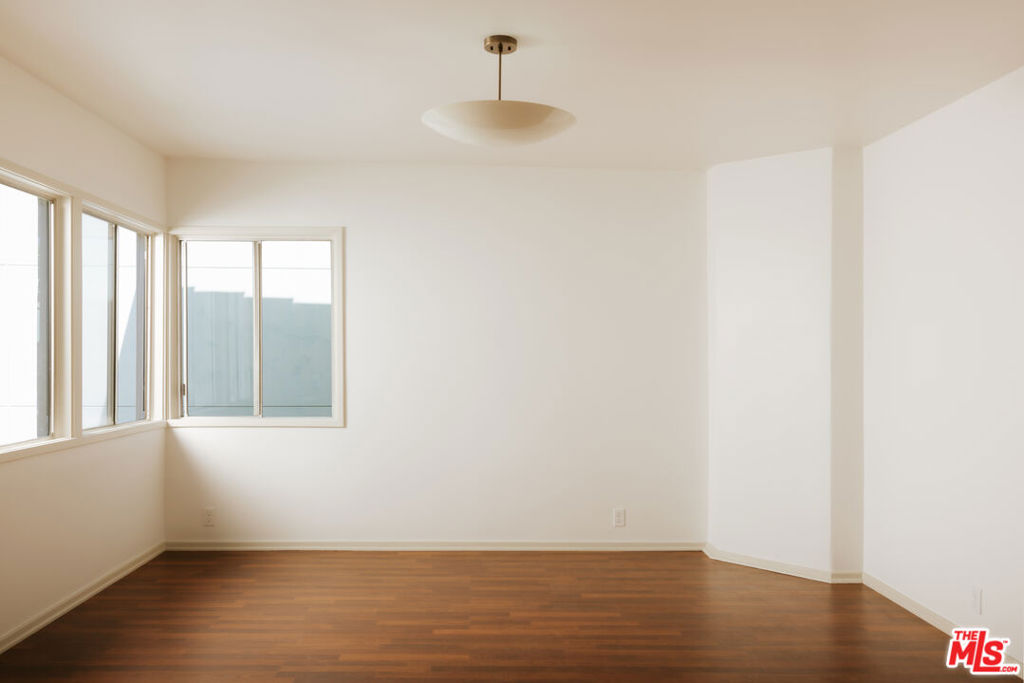 2218 Pico Boulevard Property Photo 20