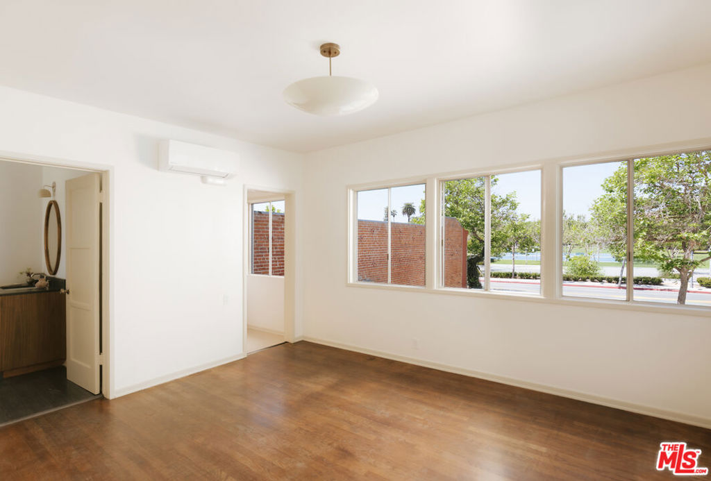 2218 Pico Boulevard Property Photo 25