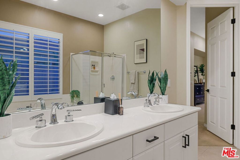 4 Cartier Court Property Photo 25