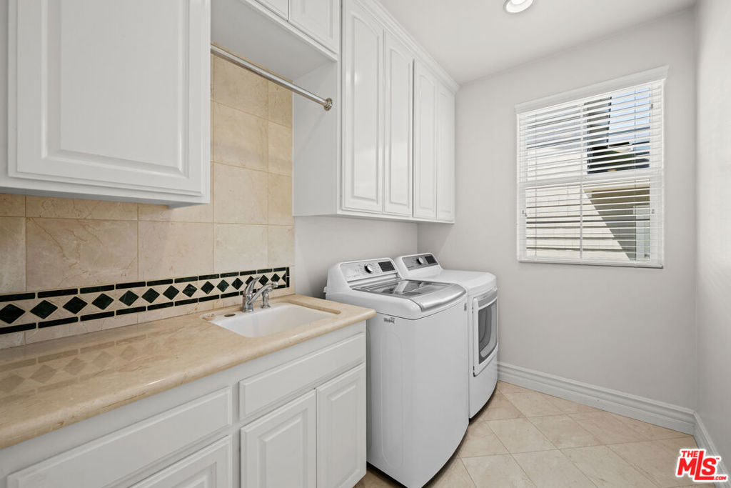 1756 Ruhland Avenue Property Photo 19