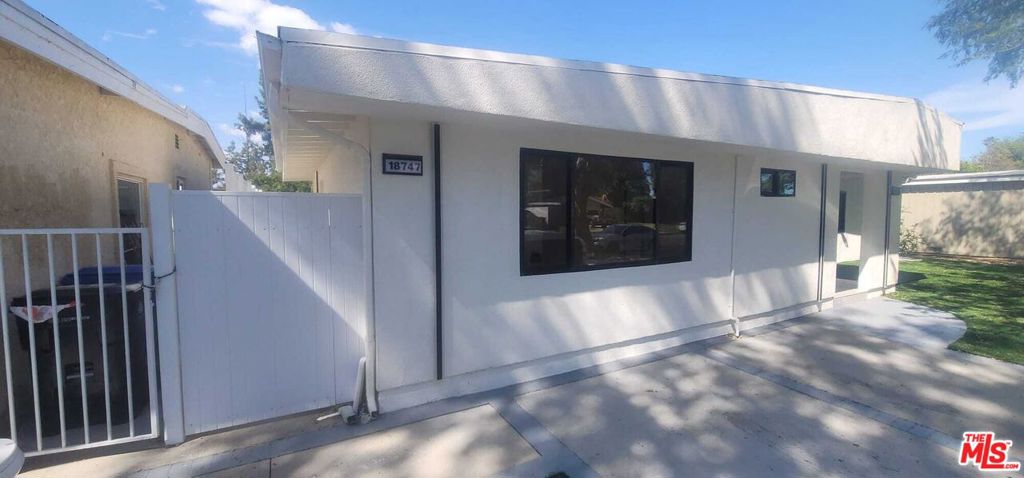 18745 Lull Street Property Photo 3