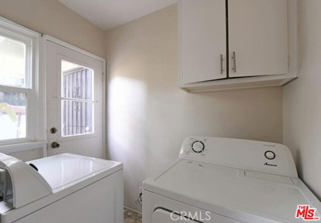 11061 Ohio Avenue 3 Property Photo 23