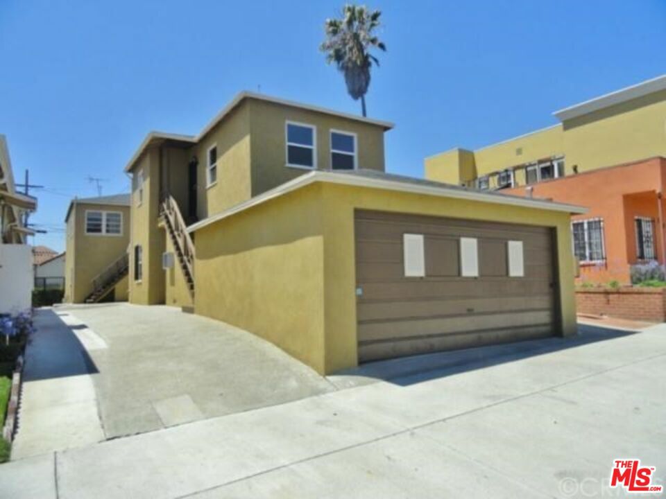 3704 W 54th Street Property Photo 1